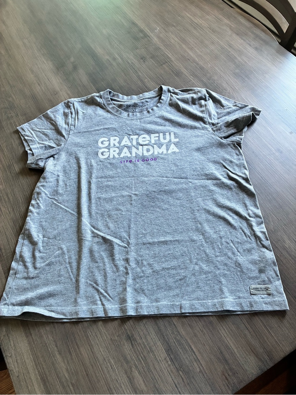 Life Is Good Gray "Grateful Grandma" Short Sleeve Tee